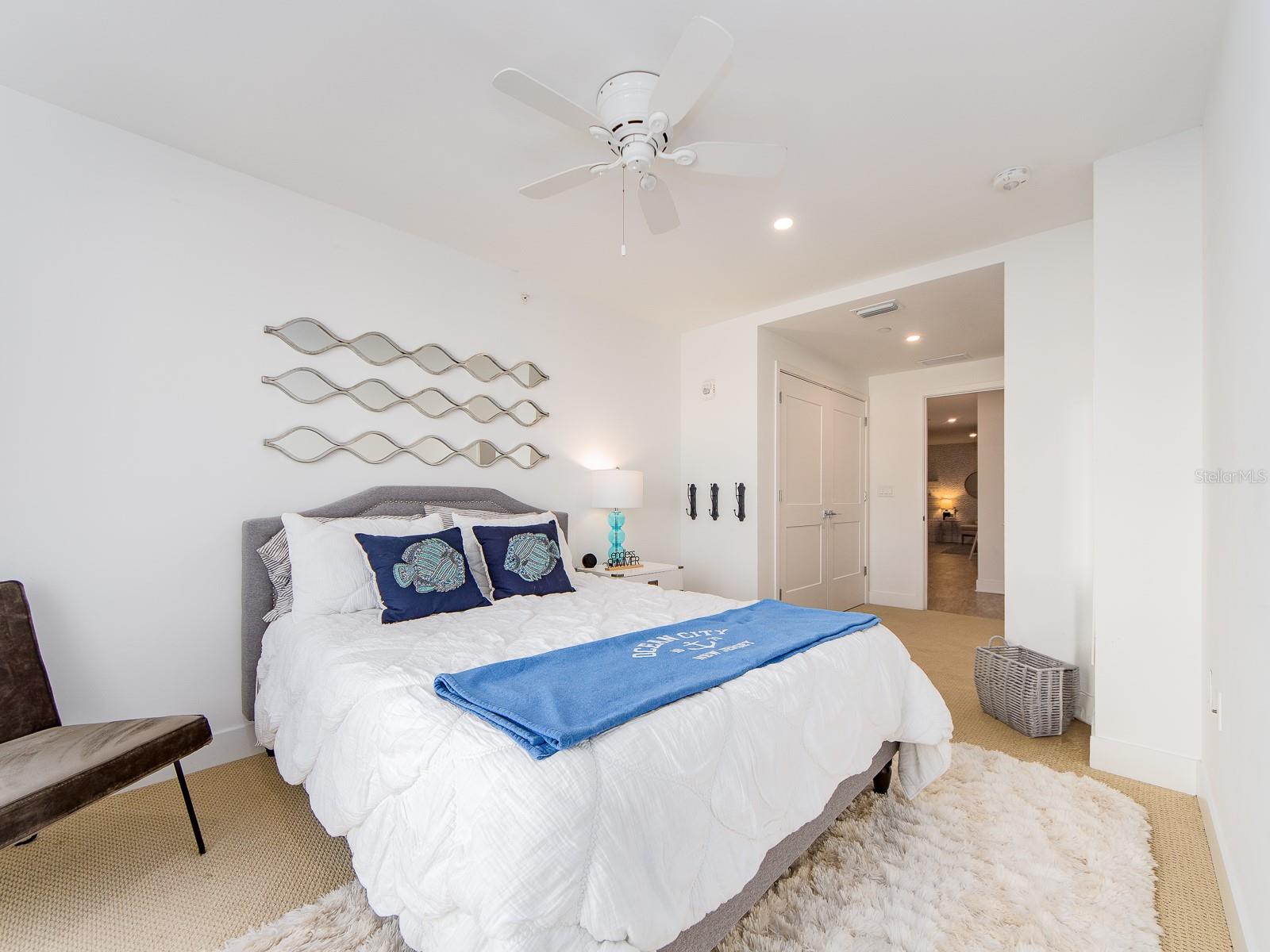 PURA VIDA RESIDENCES CONDO - Residential