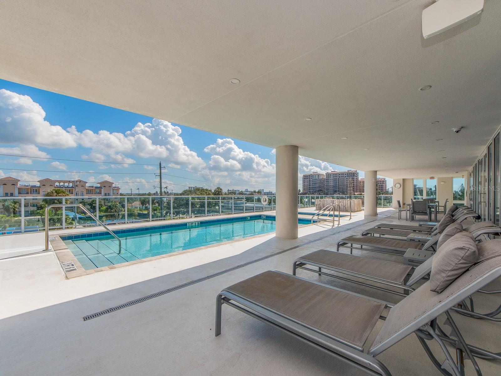 PURA VIDA RESIDENCES CONDO - Residential