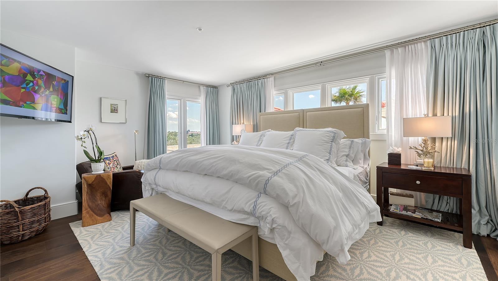 TANGERINE BAY CLUB - Residential