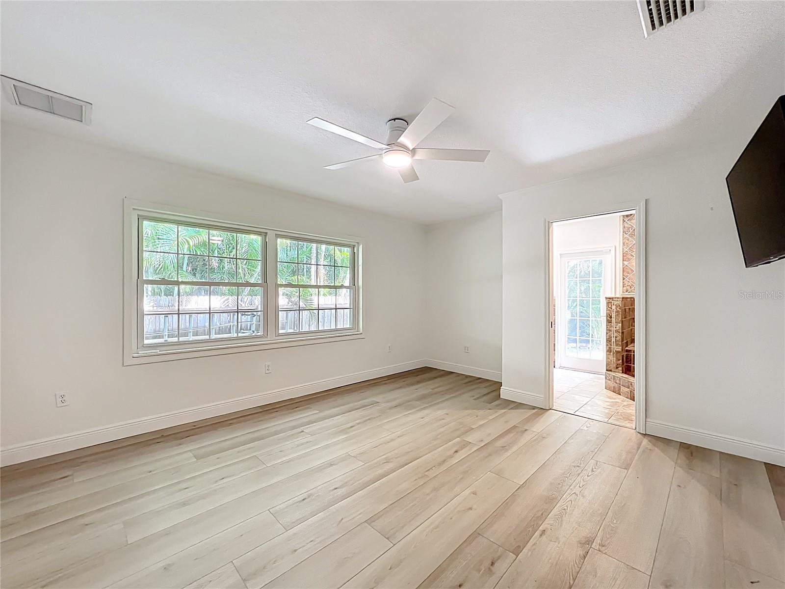 BURNS F J REALTY COS REV - Residential