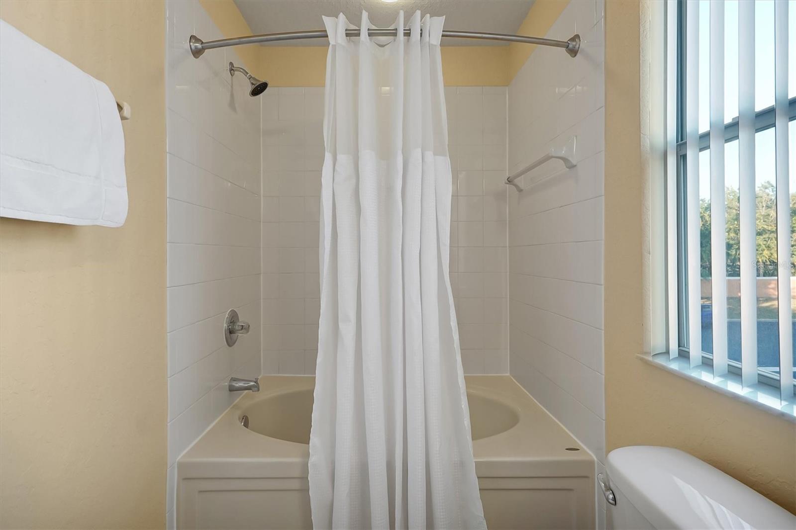 REGAL OAKS AT OLD TOWN - Residential