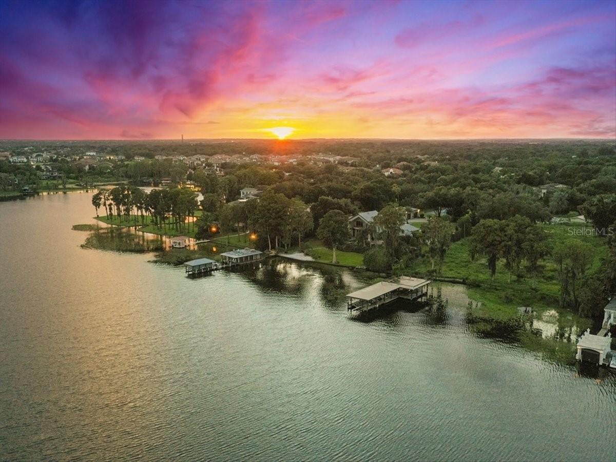 CHAINE DU LAC - Land