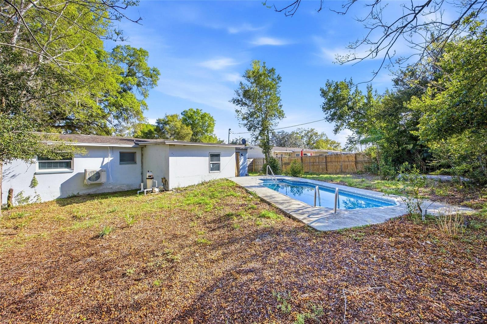 BEVERLY HILLS UNIT 02 - Residential