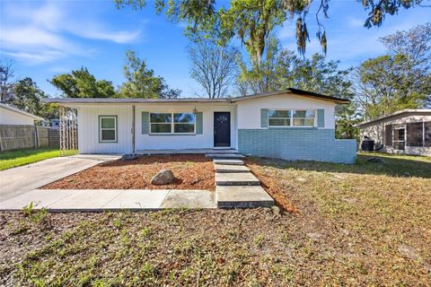 Photo of 22 S Osceola Street, Beverly Hills, FL 34465 (MLS # OM721055)