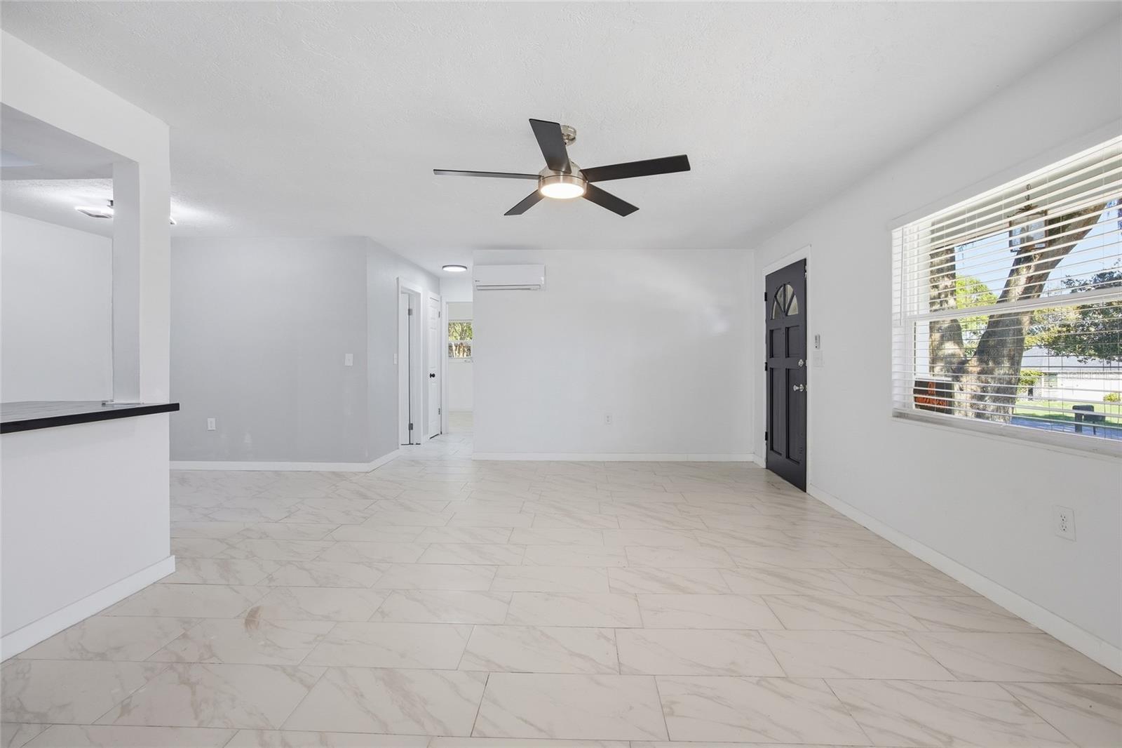 BEVERLY HILLS UNIT 02 - Residential