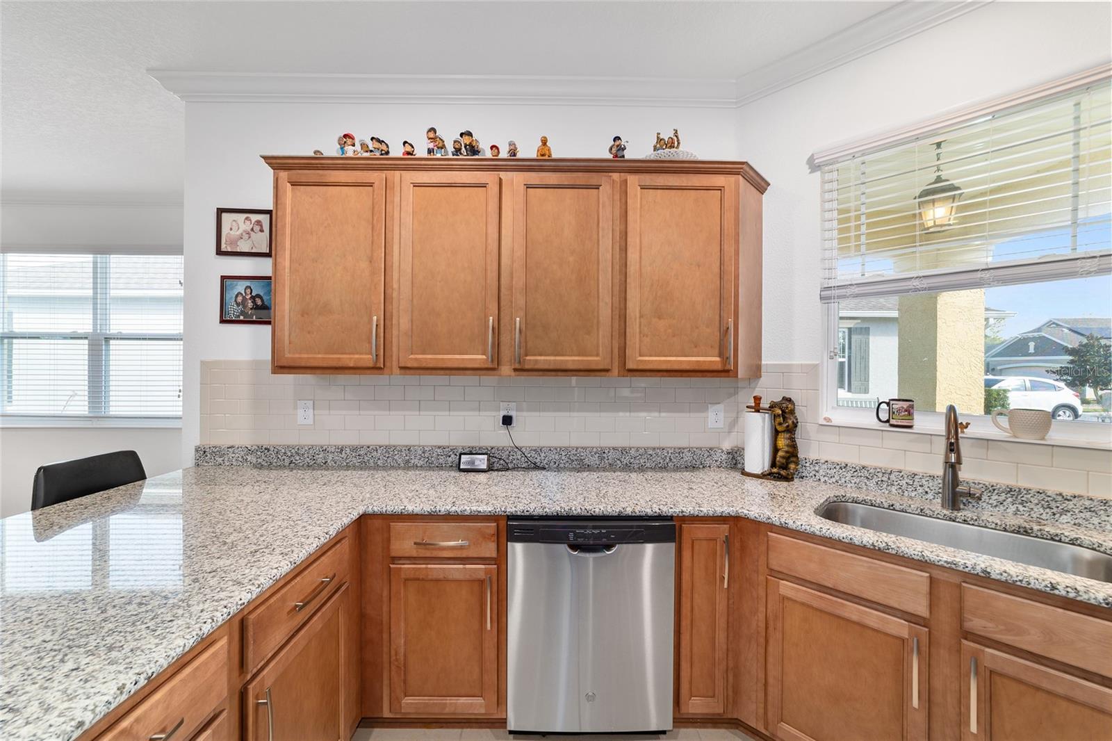 ON TOP OF THE WORLD - Residential