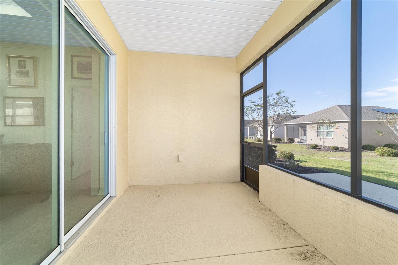 ON TOP OF THE WORLD - Residential