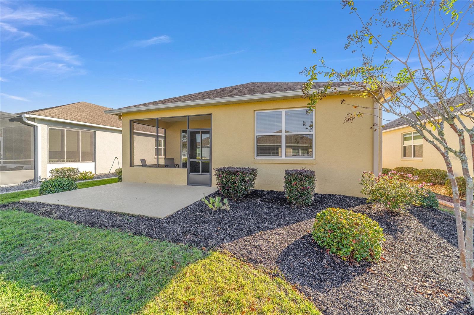 ON TOP OF THE WORLD - Residential