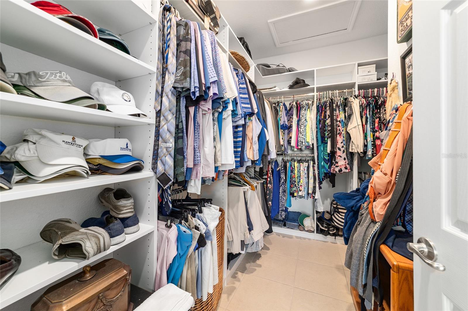 ON TOP OF THE WORLD - Residential