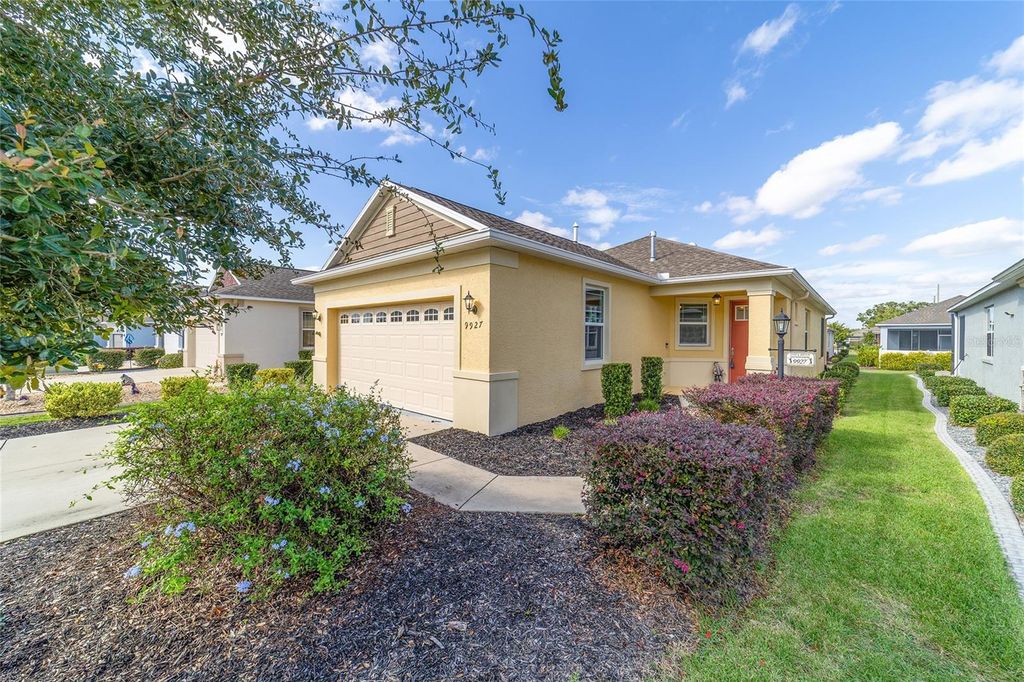 Photo of 9927 SW 100th Terrace Road, Ocala, FL 34481 (MLS # OM712572)