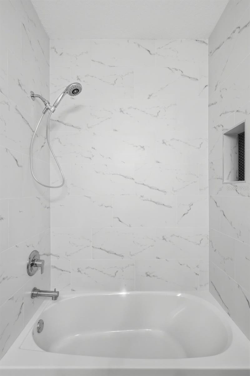 ISLES OF OVIEDO - Residential