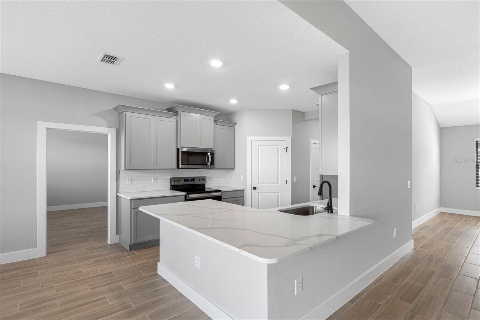 LAKE GALLAGHER SUB - Residential