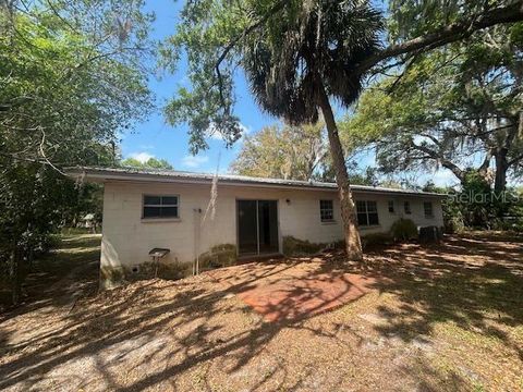 Tiny photo for 23 NE 6th Street, Chiefland, FL 32626 (MLS # GC539156)