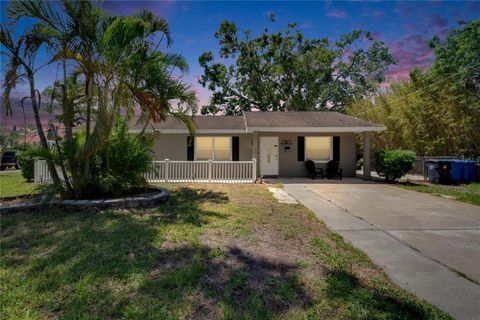206 4TH AVENUE NW RUSKIN FL 33570