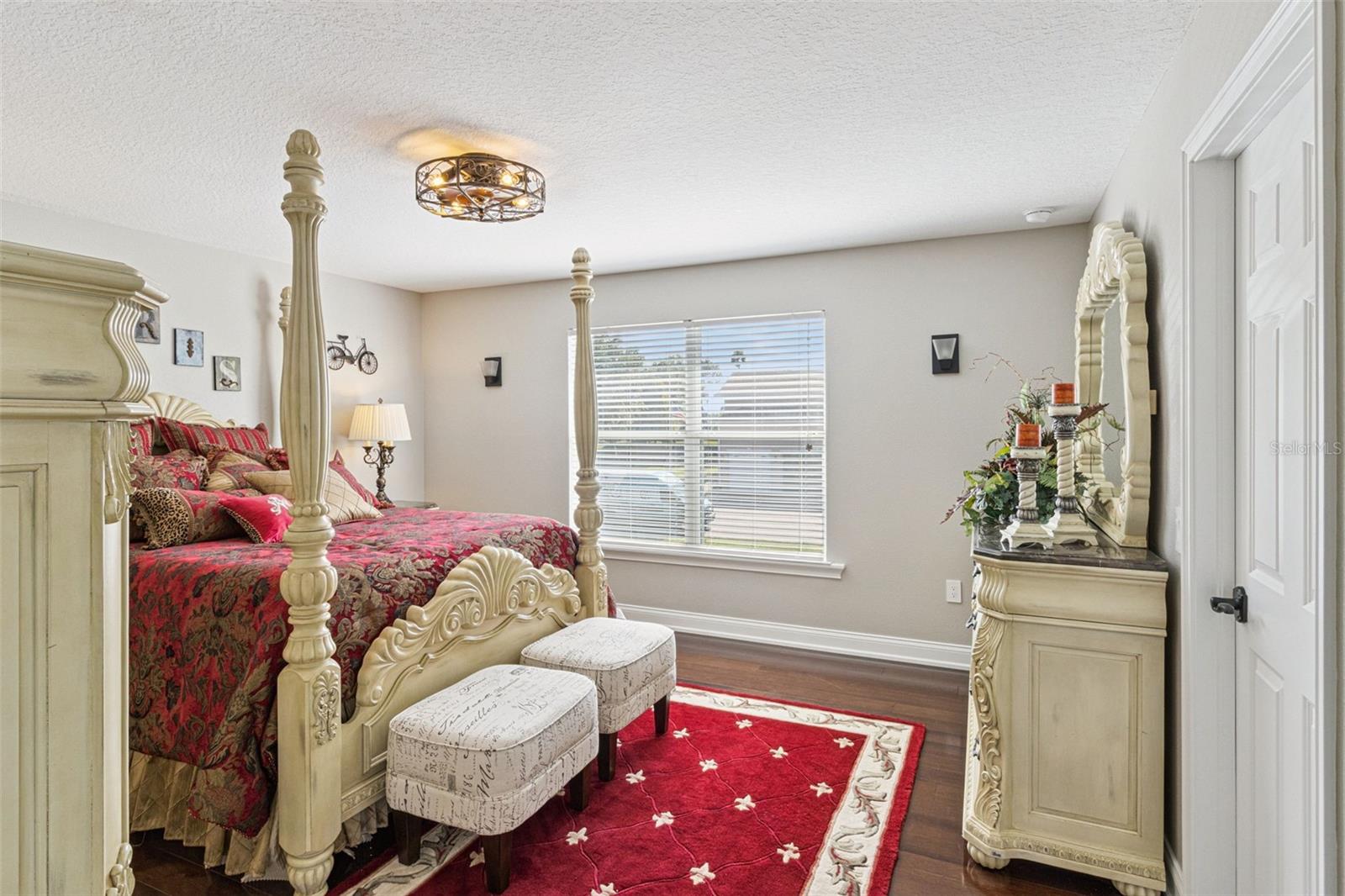STONE HEDGE SUB - Residential
