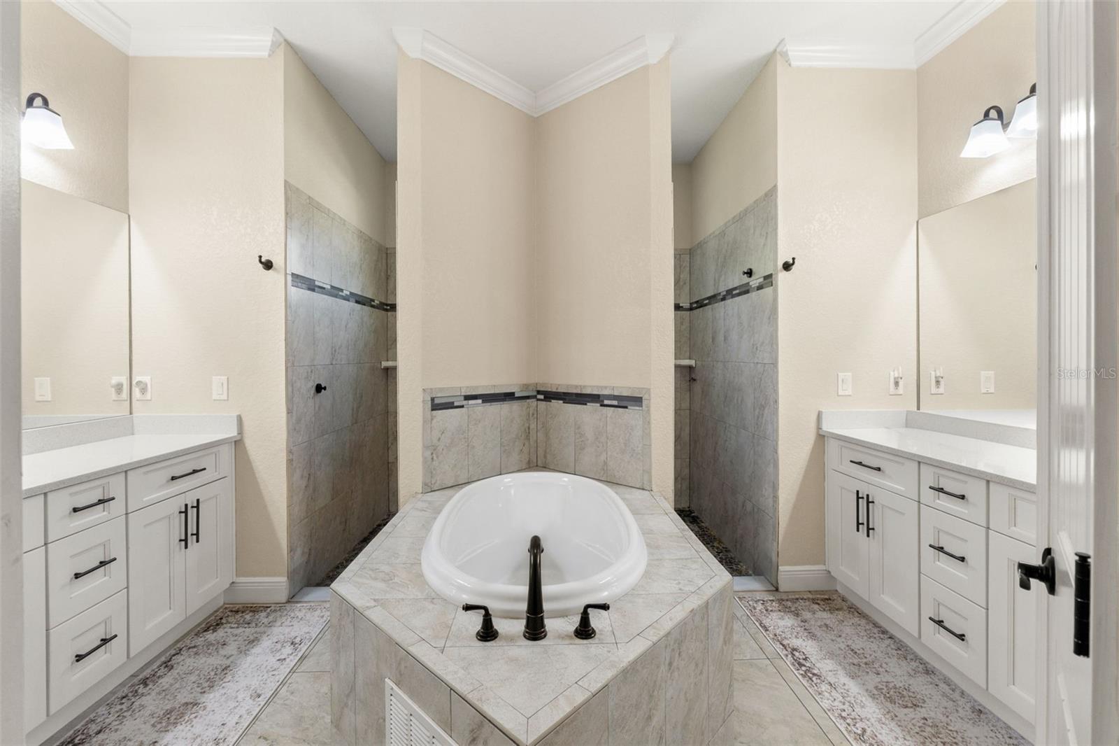 SPRING HILL UNIT 11 - Residential