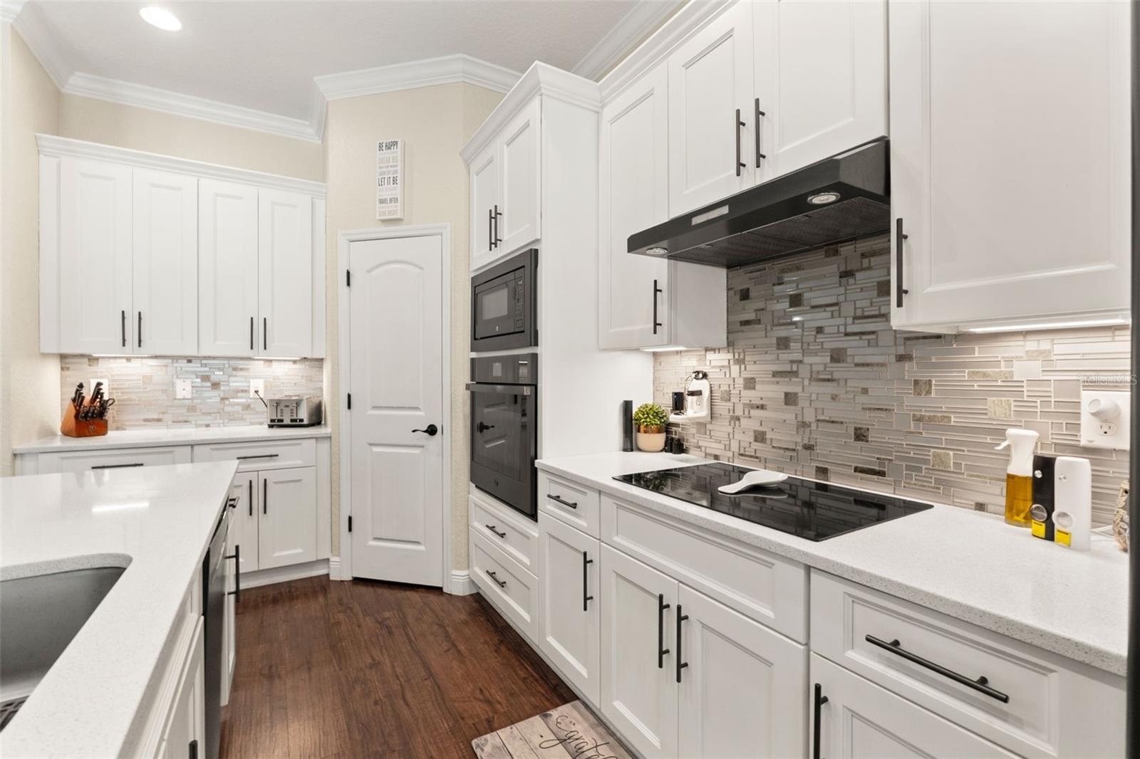 SPRING HILL UNIT 11 - Residential