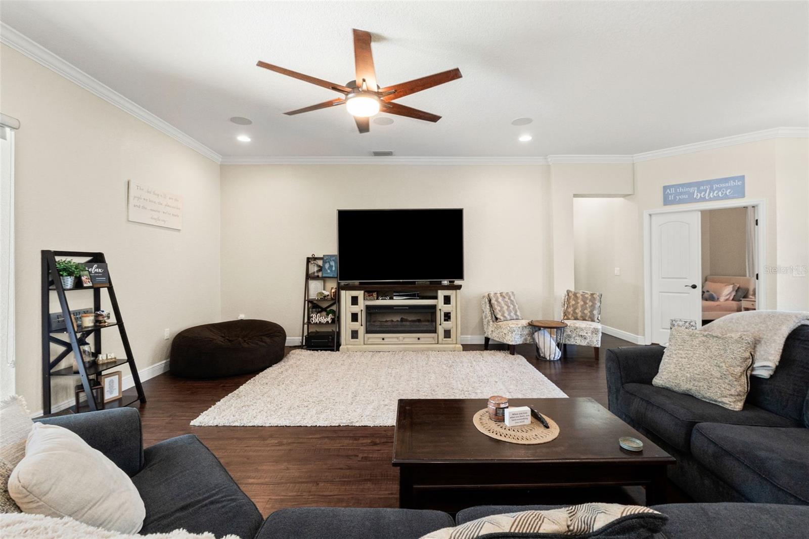 SPRING HILL UNIT 11 - Residential