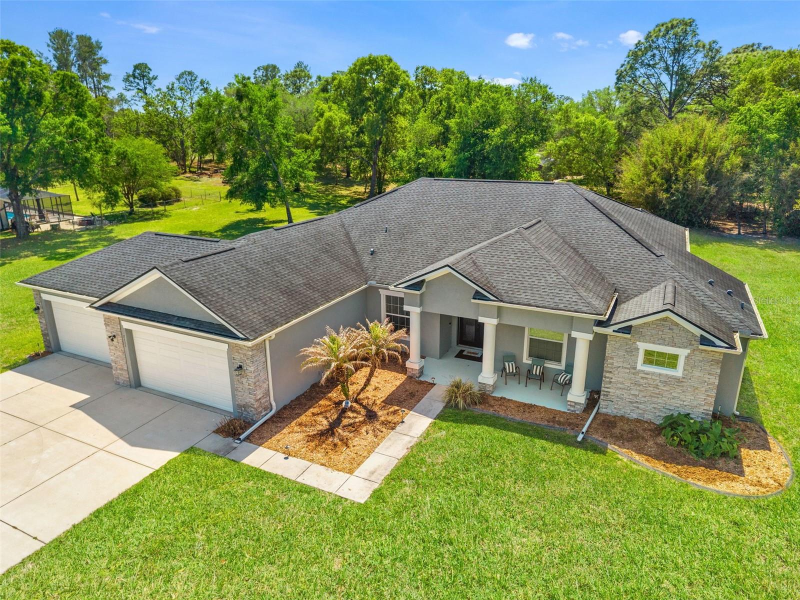 SPRING HILL UNIT 11 - Residential