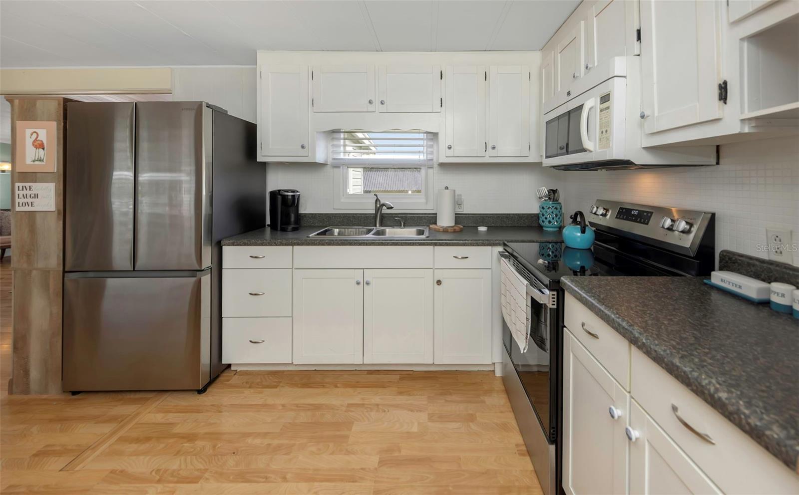 FAIRWAY VILLAGE MOBILE HOME PARK UNREC - Residential