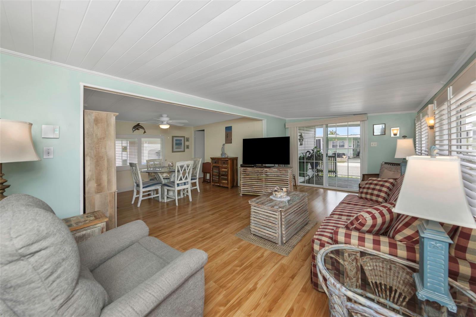 FAIRWAY VILLAGE MOBILE HOME PARK UNREC - Residential