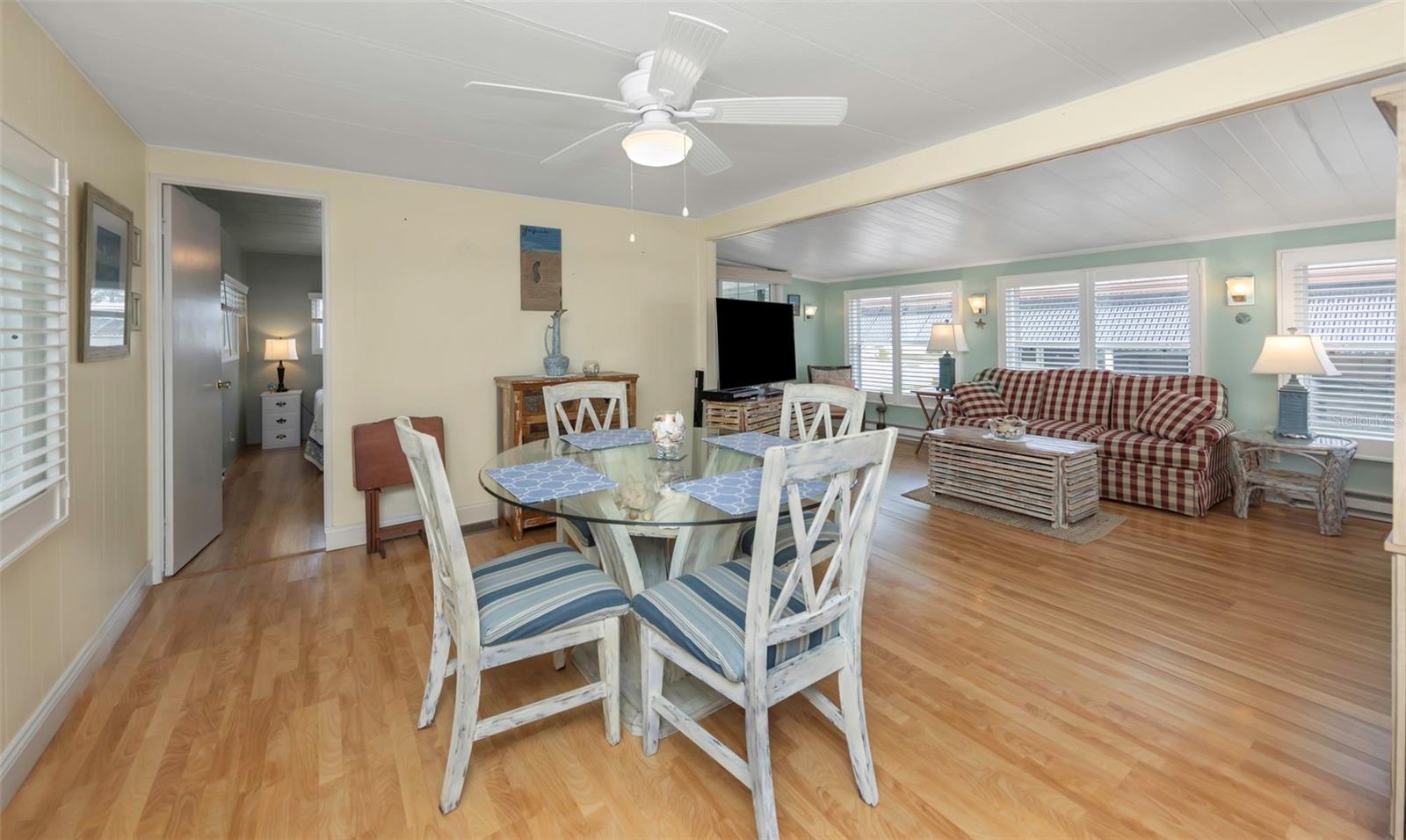 FAIRWAY VILLAGE MOBILE HOME PARK UNREC - Residential