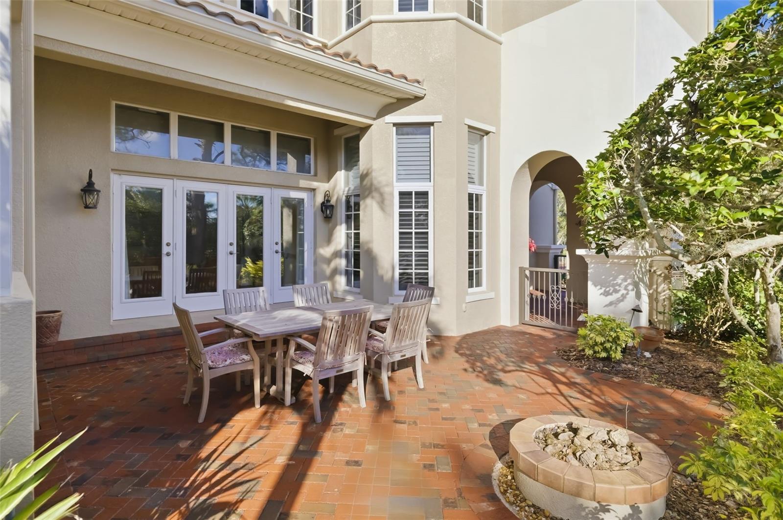 WATERLEFE GOLF & RIVER CLUB - Residential