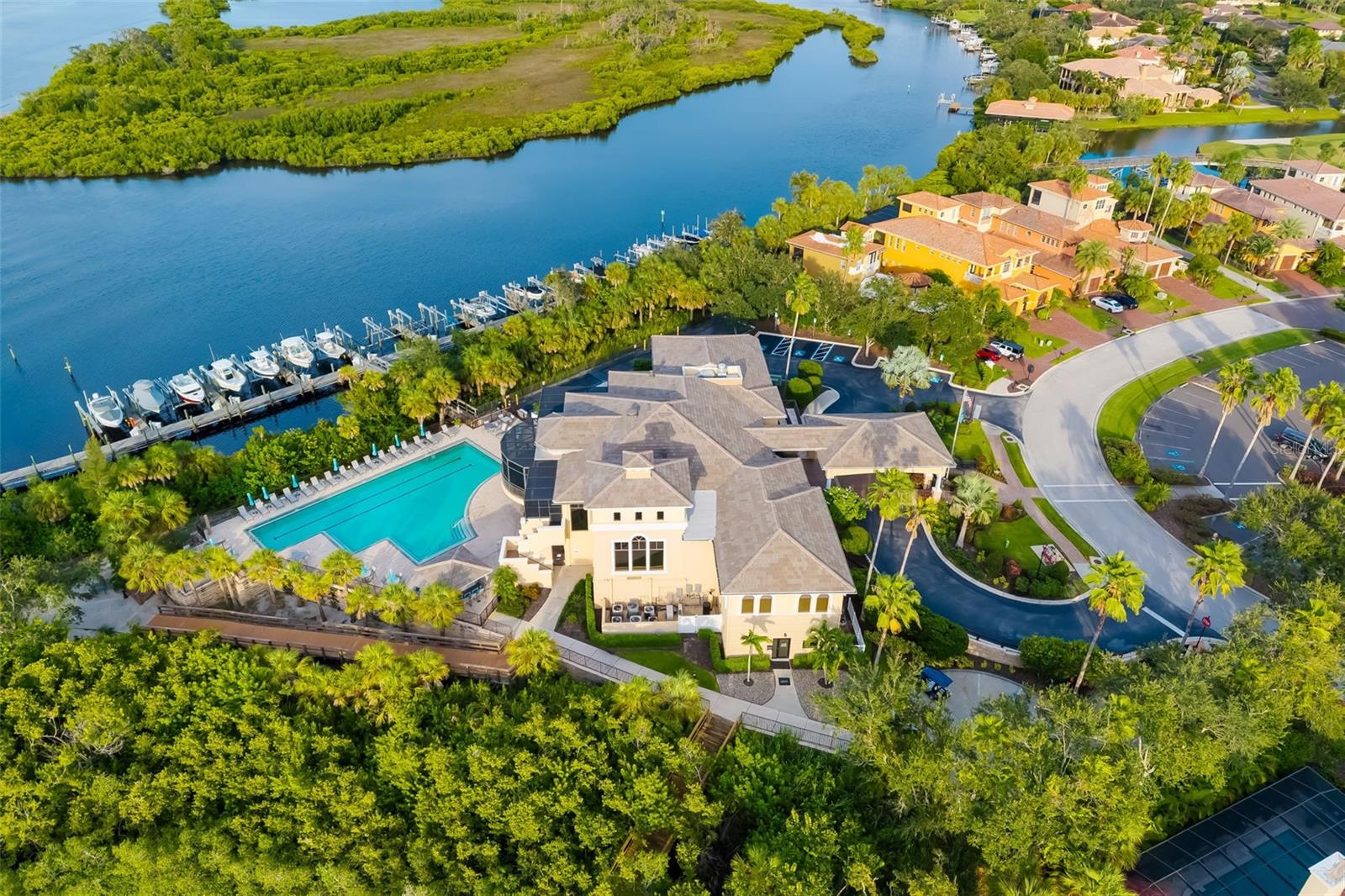 WATERLEFE GOLF & RIVER CLUB - Residential