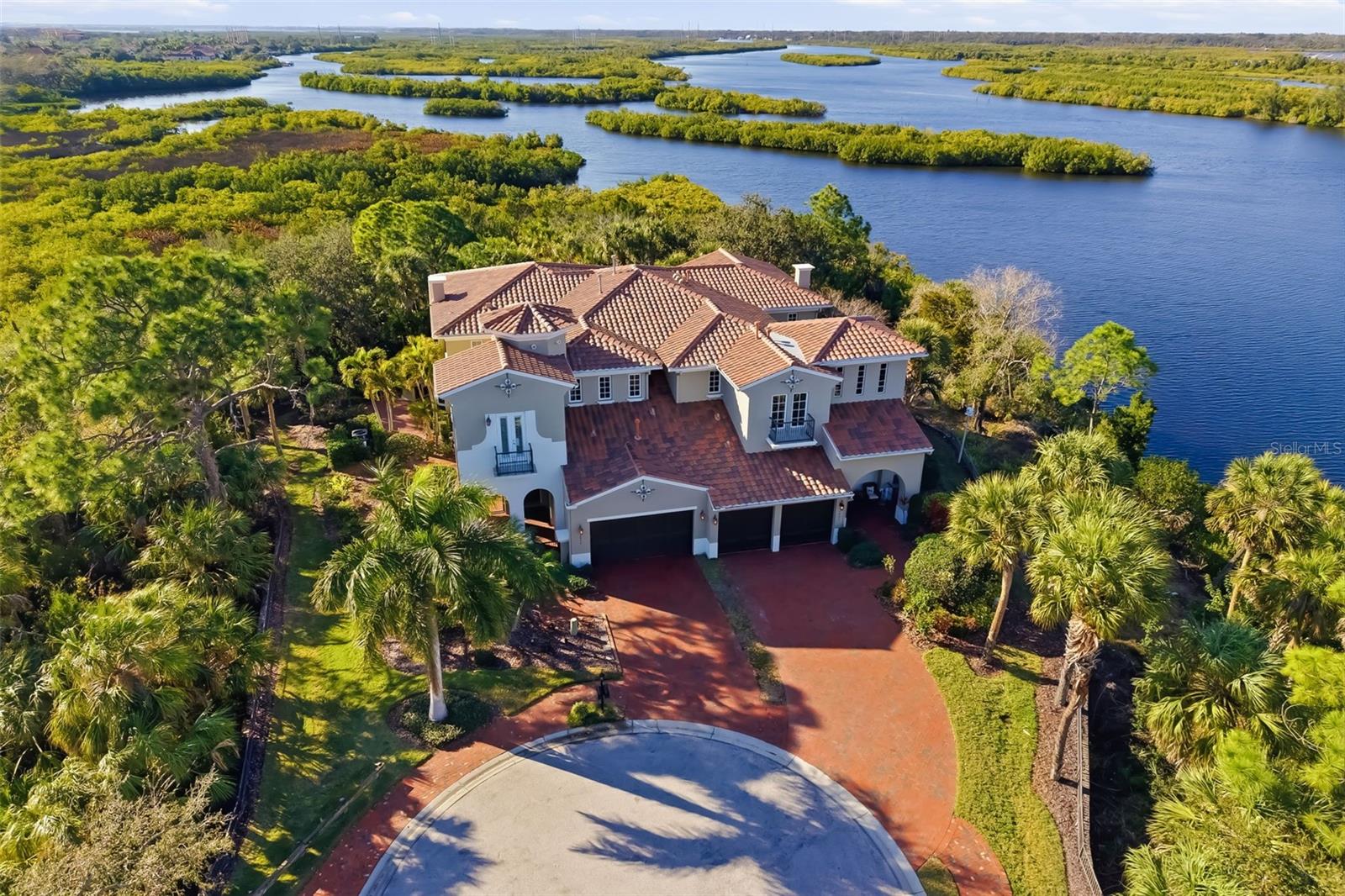 WATERLEFE GOLF & RIVER CLUB - Residential