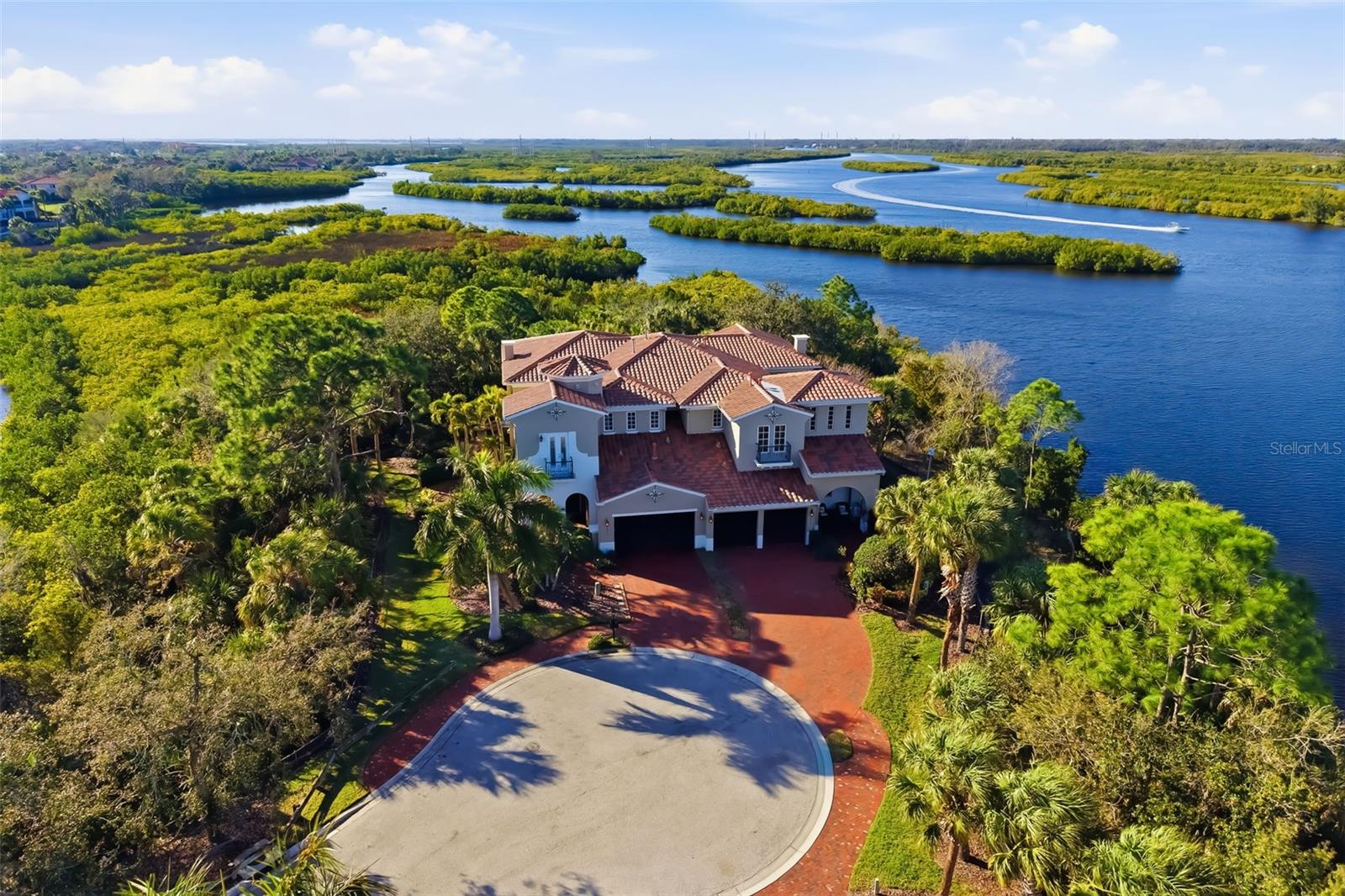 WATERLEFE GOLF & RIVER CLUB - Residential