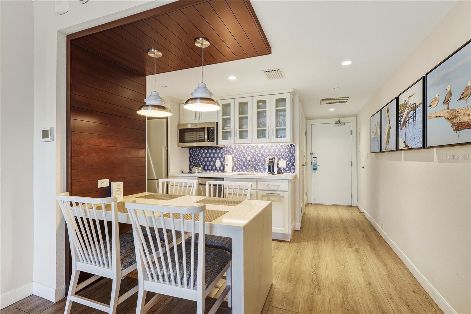 INN ON THE BEACH PH II - Residential