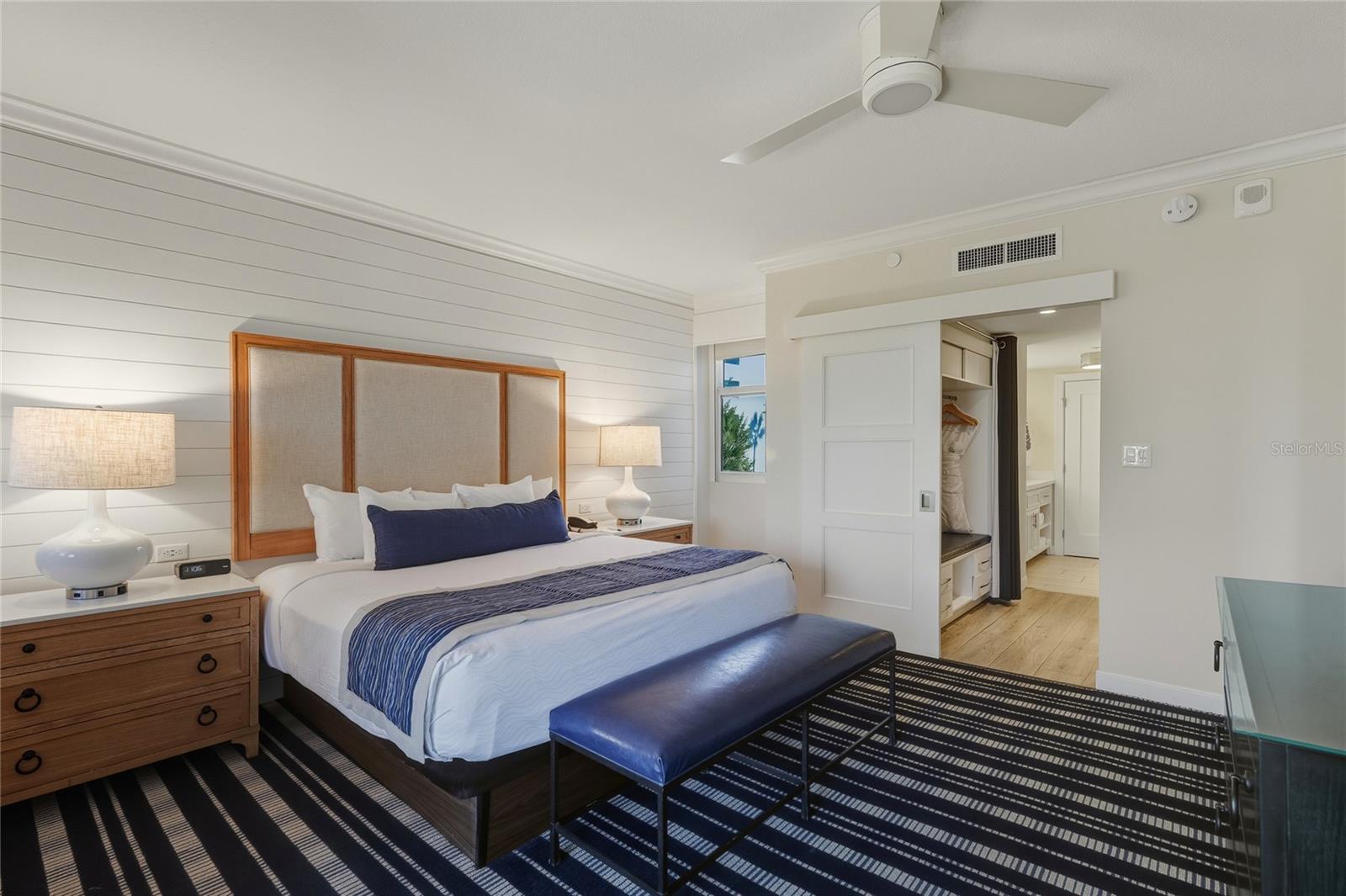 INN ON THE BEACH PH II - Residential