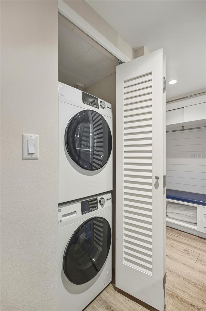 INN ON THE BEACH PH II - Residential