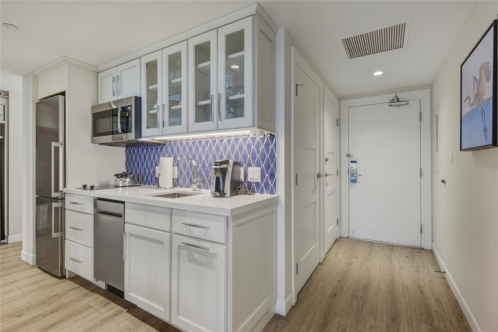 INN ON THE BEACH PH II - Residential