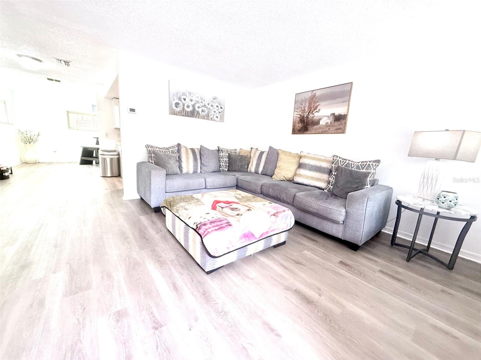 11264 N SCHULT TERRACE