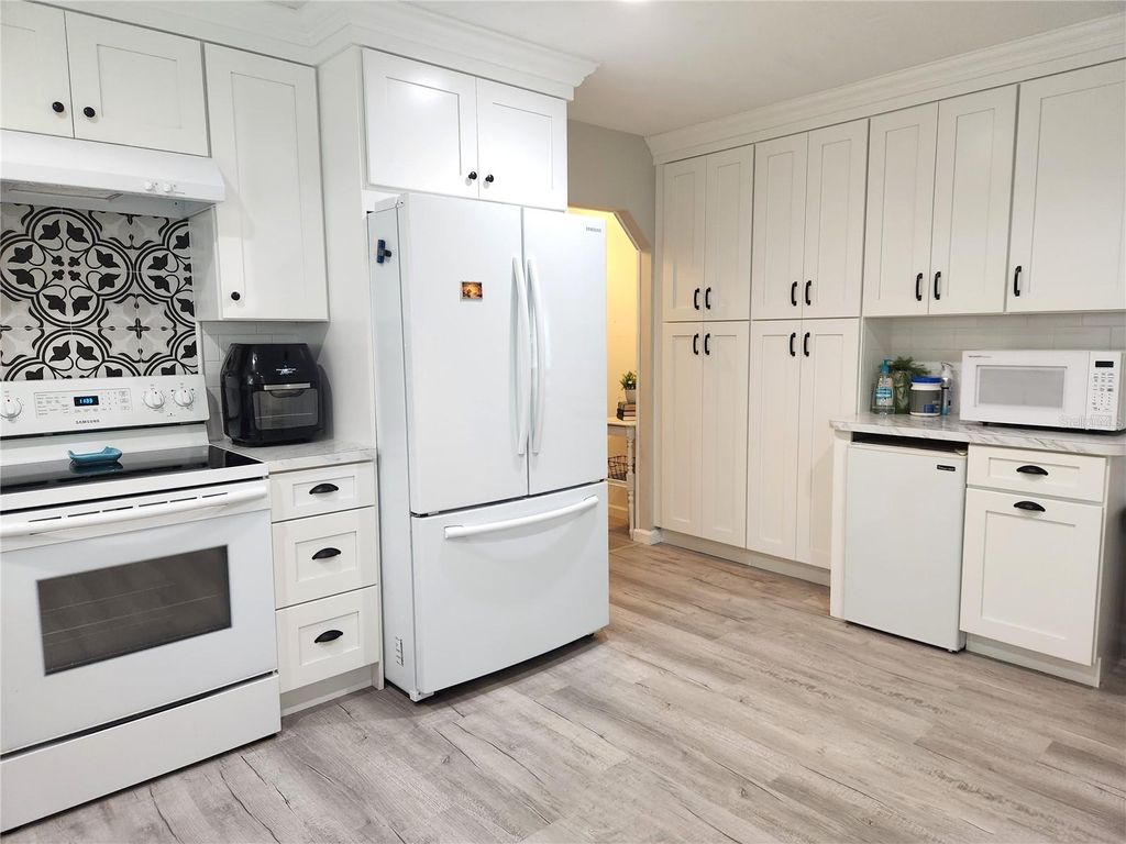 Photo of 24595 NE Highway 315, Fort Mccoy, FL 32134 (MLS # OM722630)