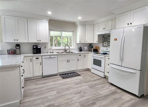 Tiny photo for 24595 NE Highway 315, Fort Mccoy, FL 32134 (MLS # OM722630)