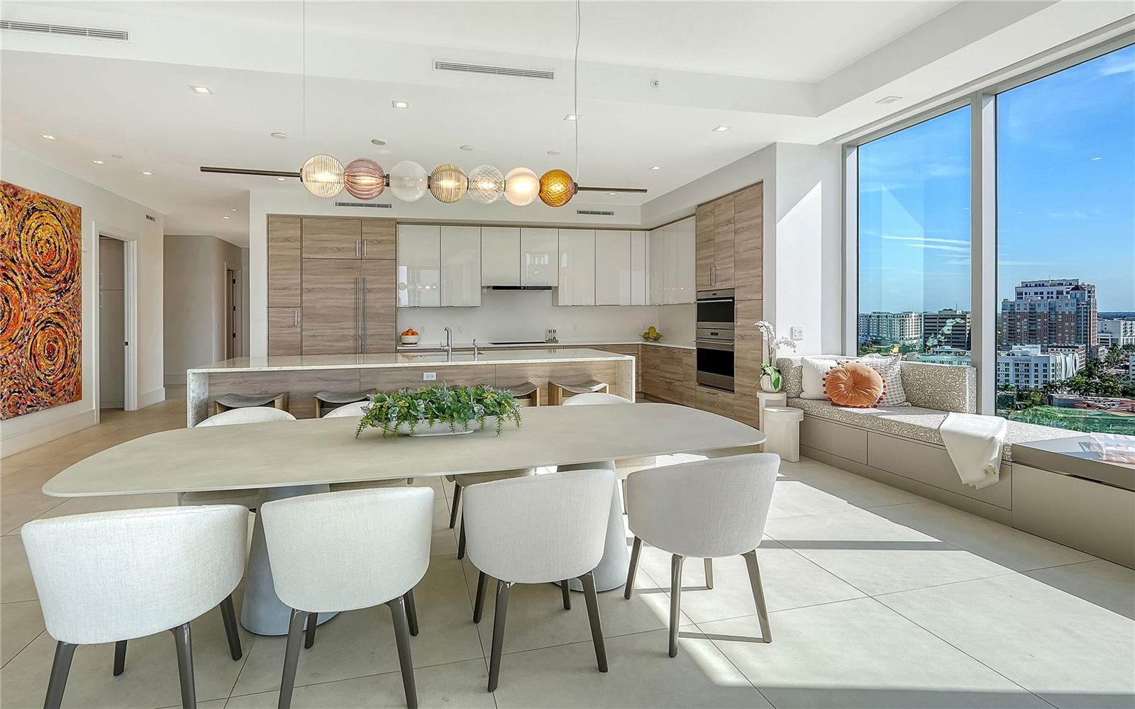 RITZ CARLTON RESIDENCES - Residential