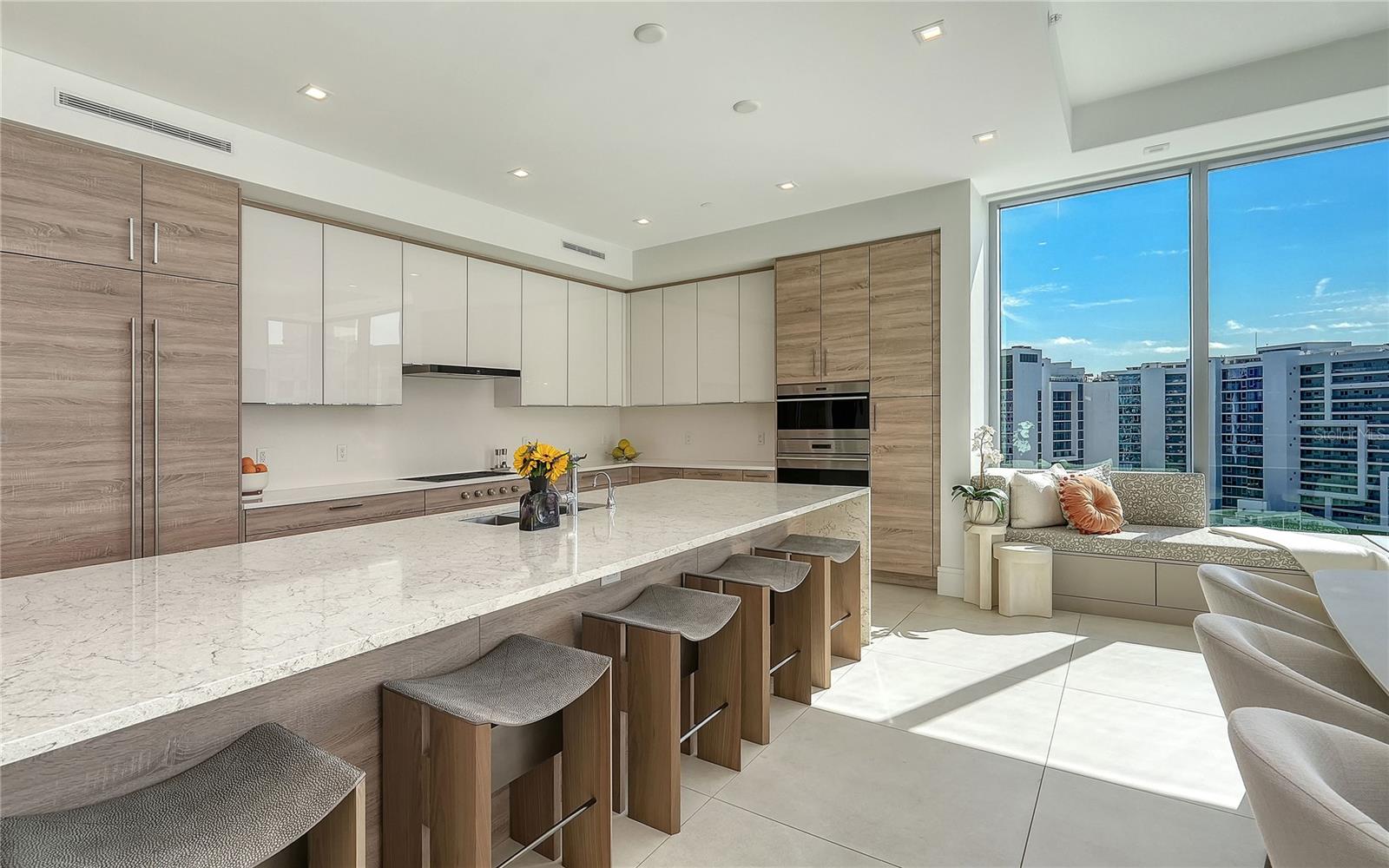 RITZ CARLTON RESIDENCES - Residential