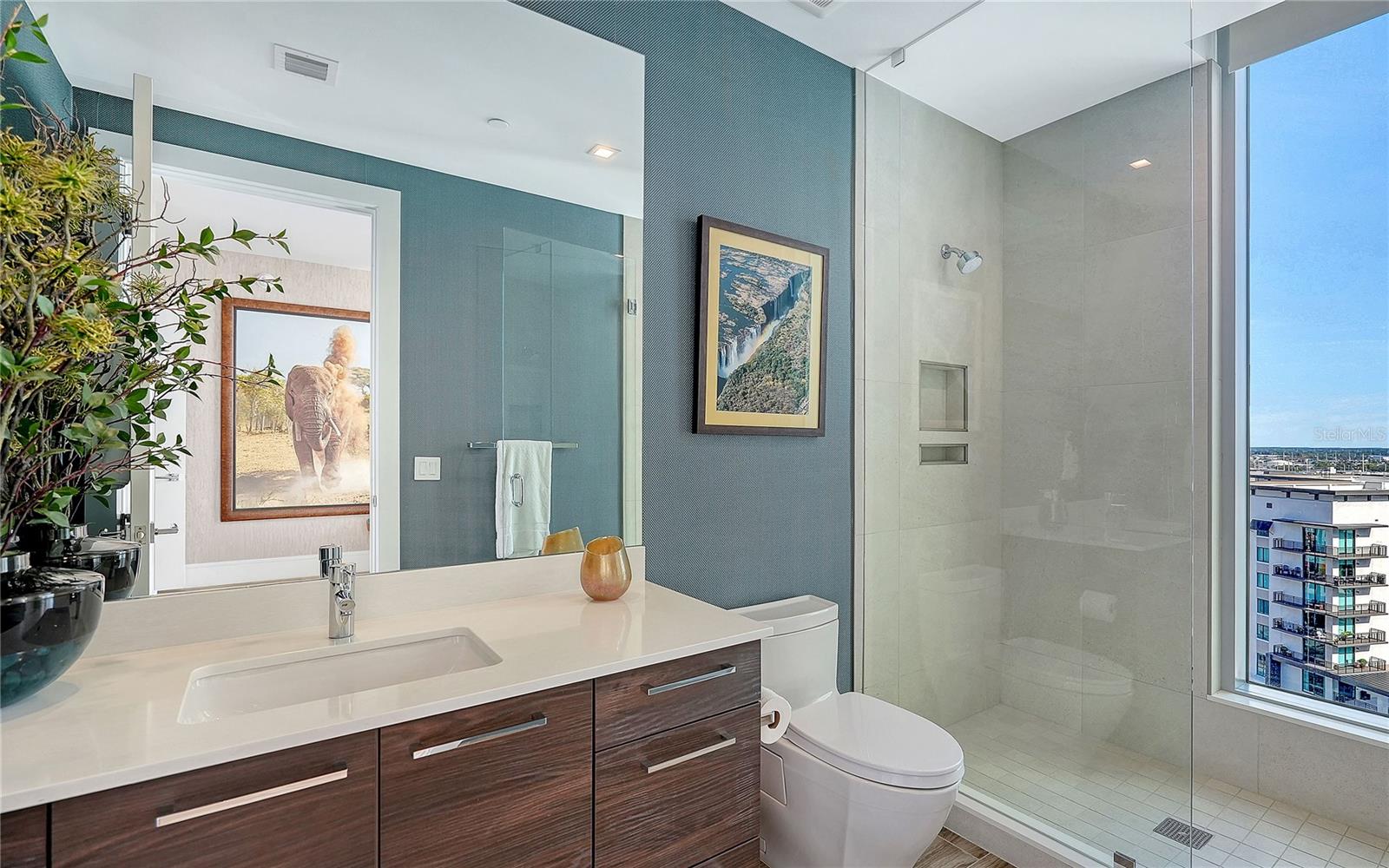 RITZ CARLTON RESIDENCES - Residential