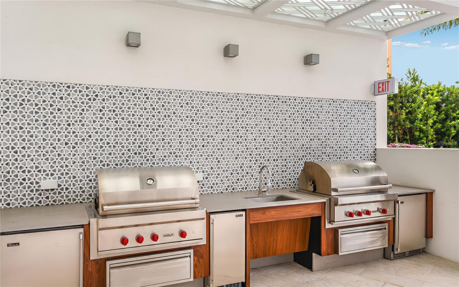 RITZ CARLTON RESIDENCES - Residential