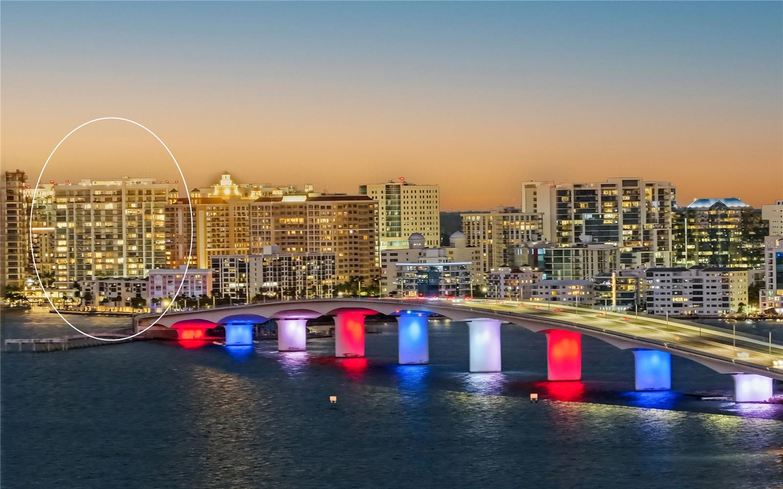 RITZ CARLTON RESIDENCES - Residential