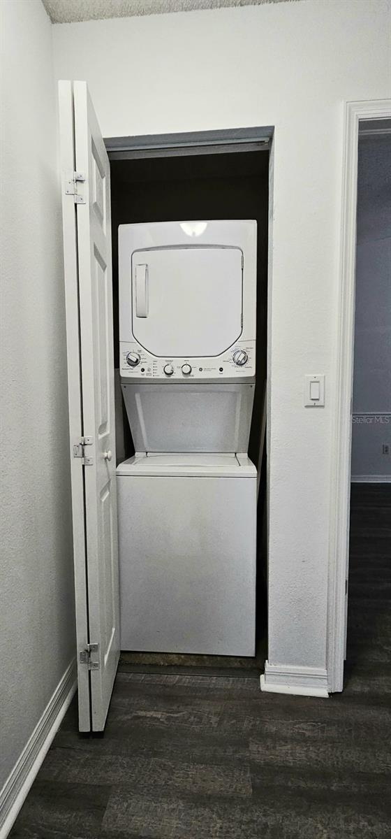 2HF | THE TOWNHOMES AT KENSINGTON PHASE E - Residential