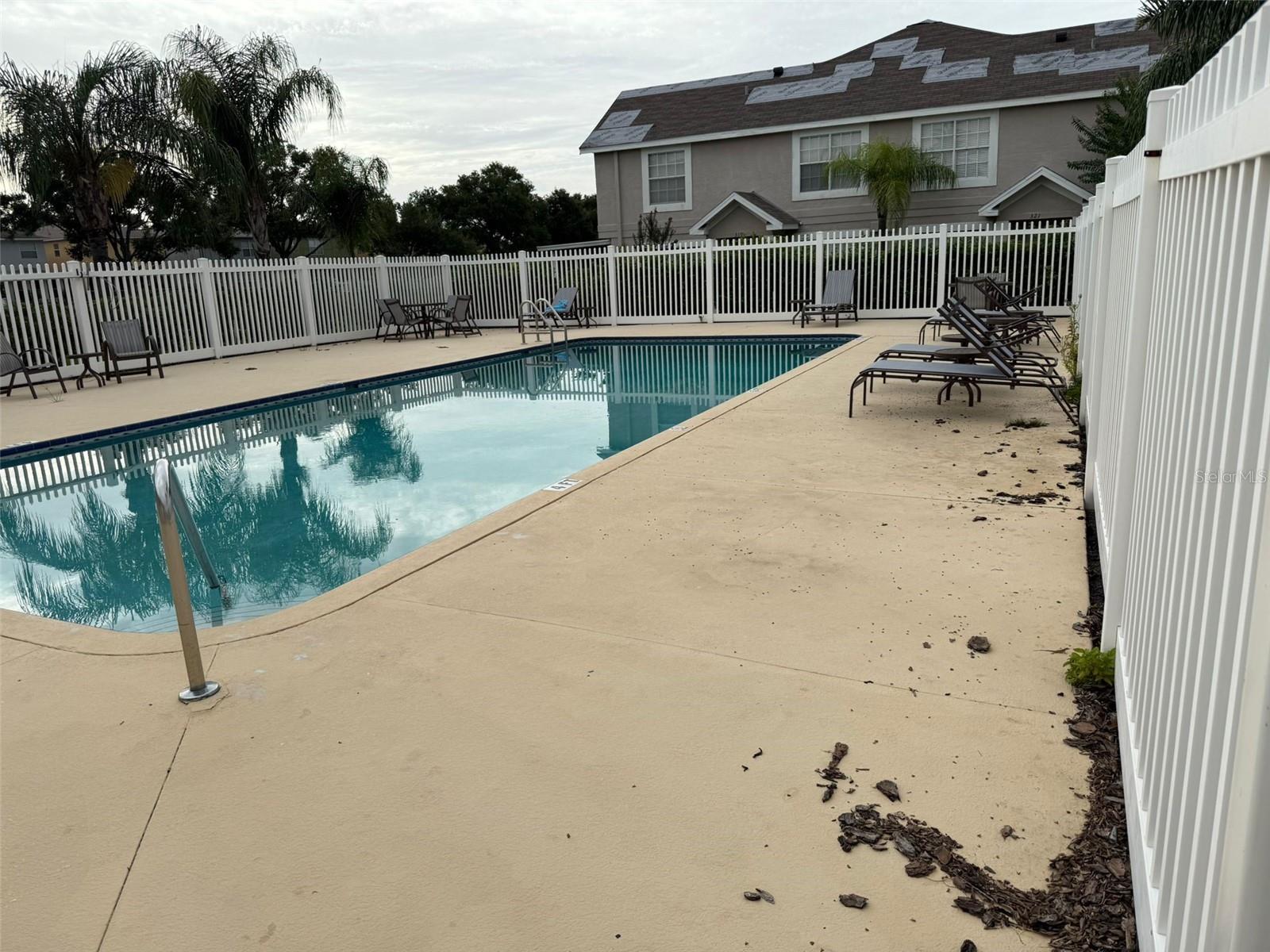 2HF | THE TOWNHOMES AT KENSINGTON PHASE E - Residential