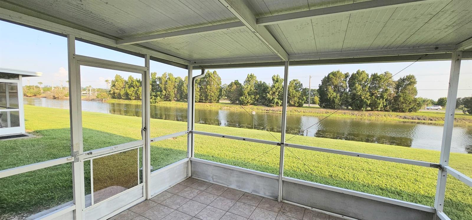 2HF | THE TOWNHOMES AT KENSINGTON PHASE E - Residential