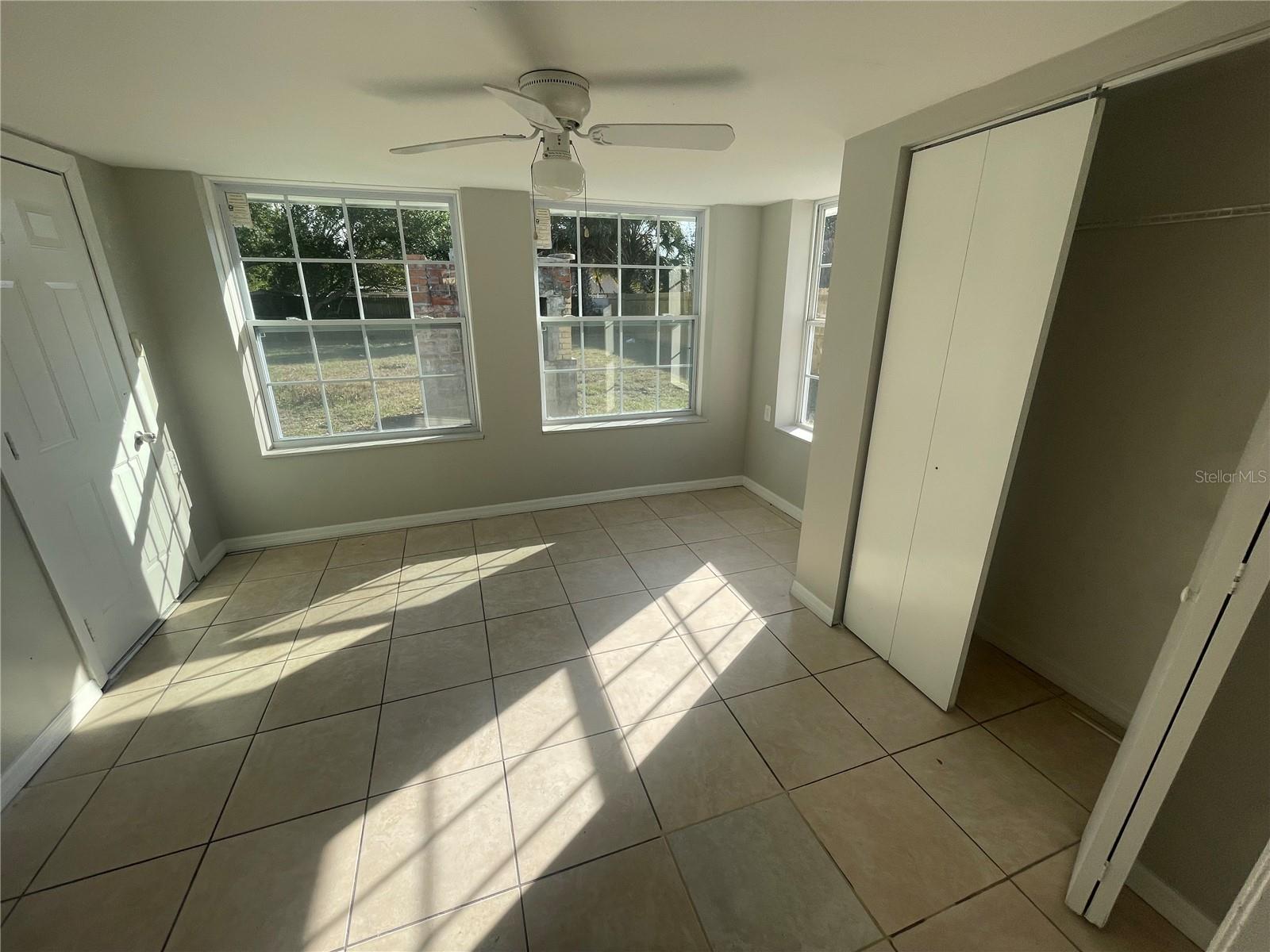 VALENCIA TERRACE - Residential