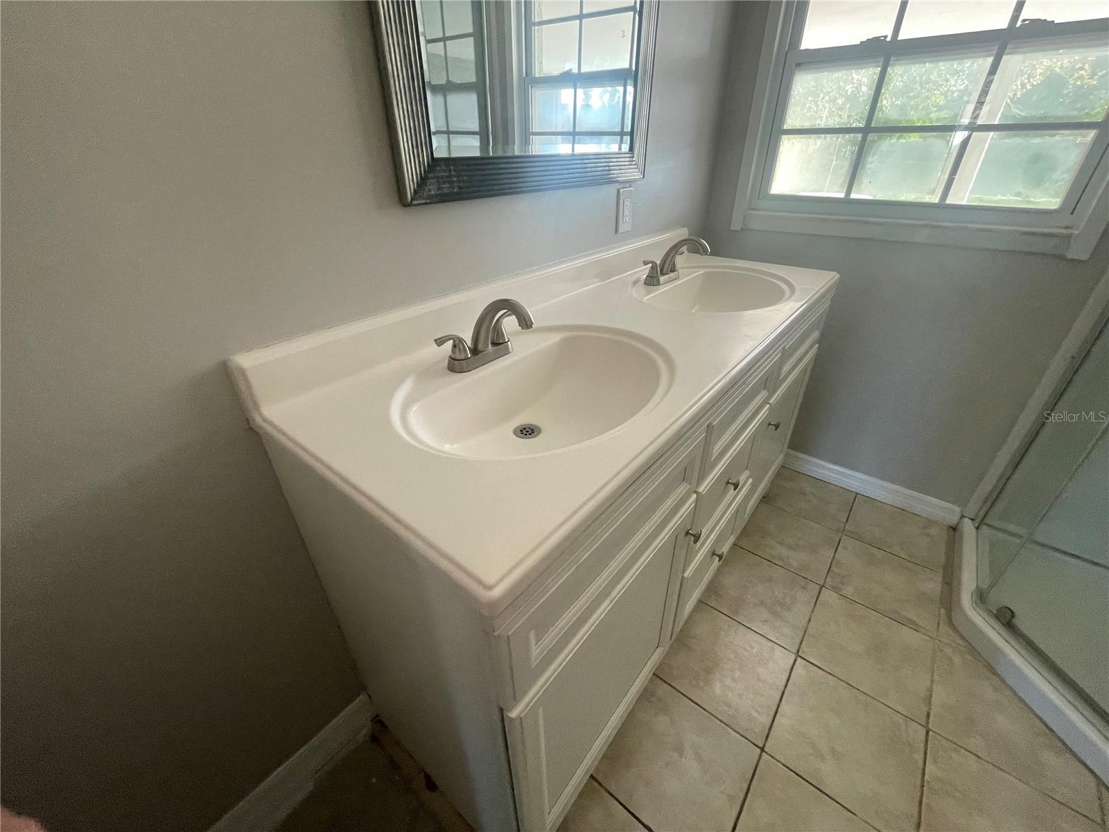 VALENCIA TERRACE - Residential