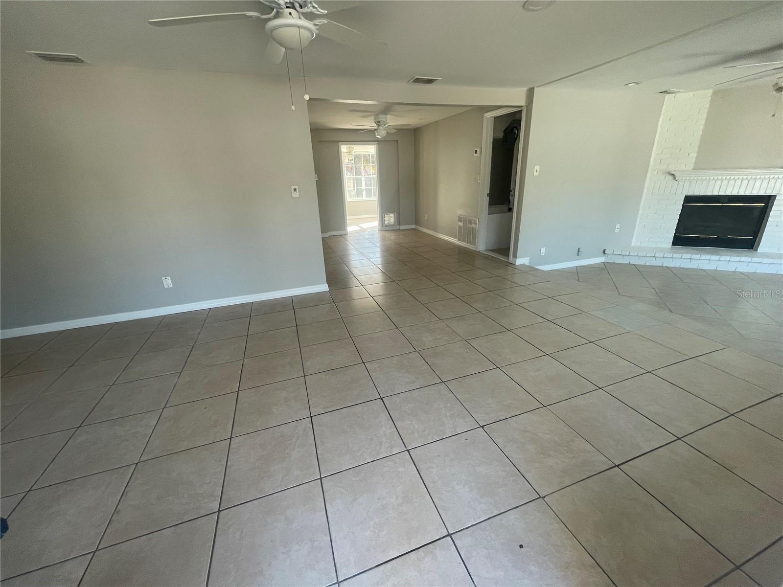 VALENCIA TERRACE - Residential