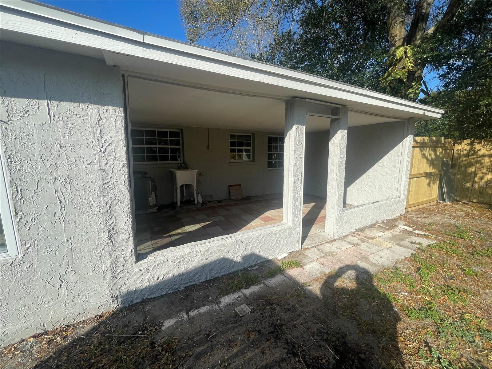 VALENCIA TERRACE - Residential