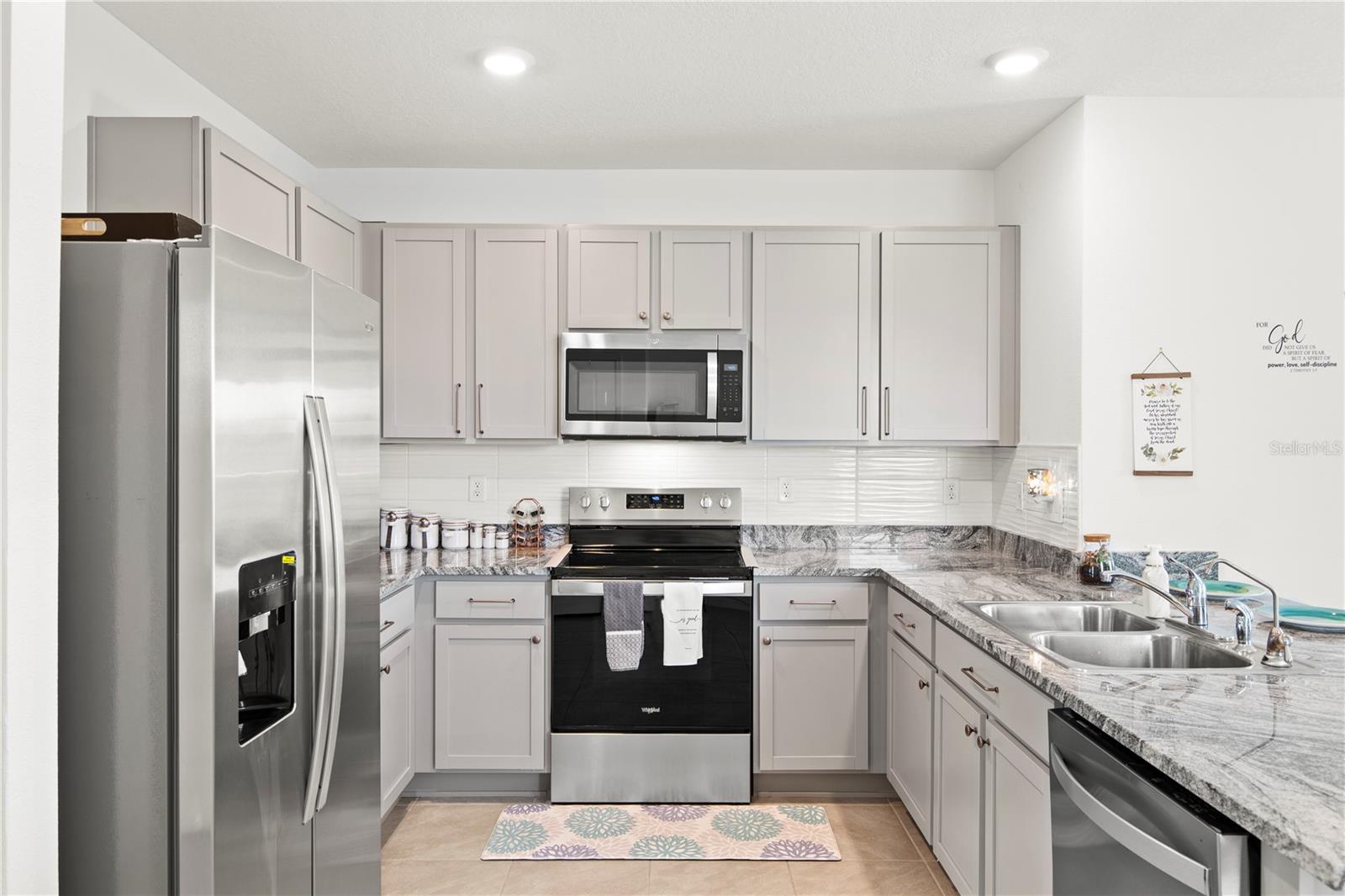 AVALON PARK WEST-NORTH PH 2 4 5 - Residential